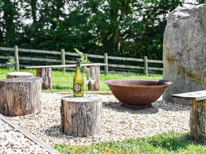 Sitting-out-area | Maen Llwyd, Llanyre, near Llandrindod Wells