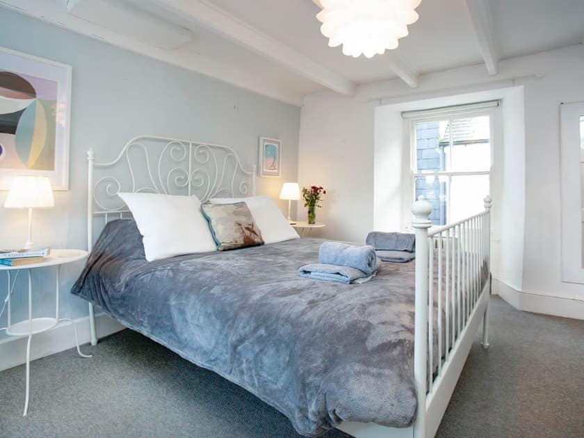 Double bedroom | The Lookout, Fowey
