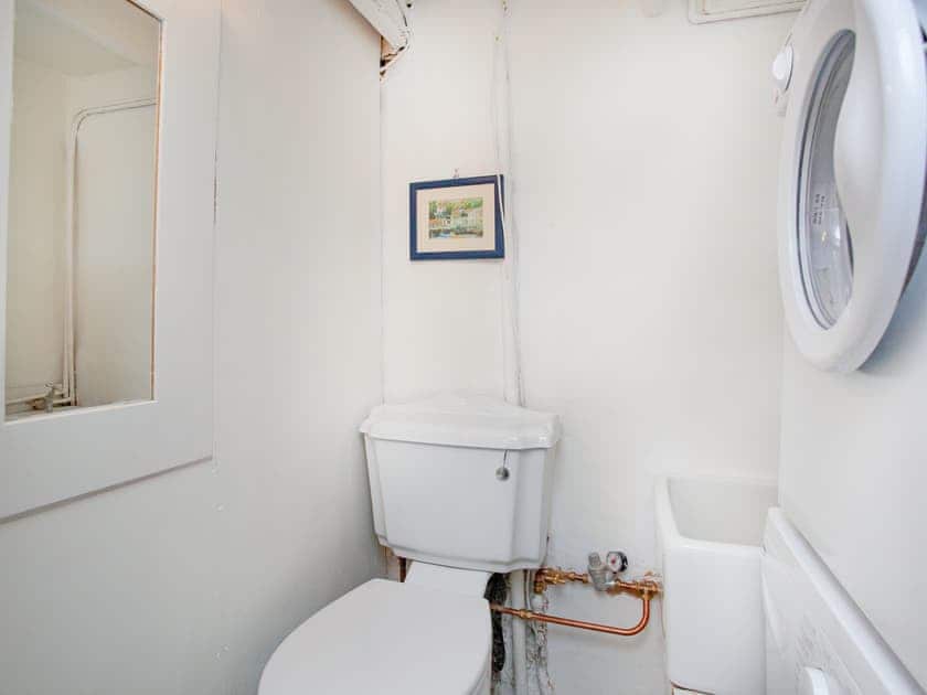 Bathroom | The Lookout, Fowey