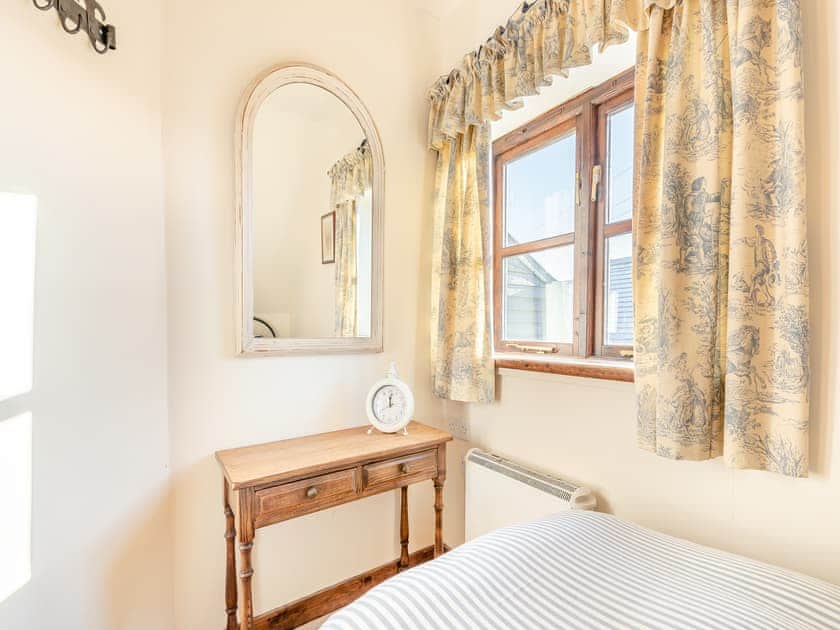 Twin bedroom | The Corn House - Morrells Wood Farm, Leighton, near Shrewsbury