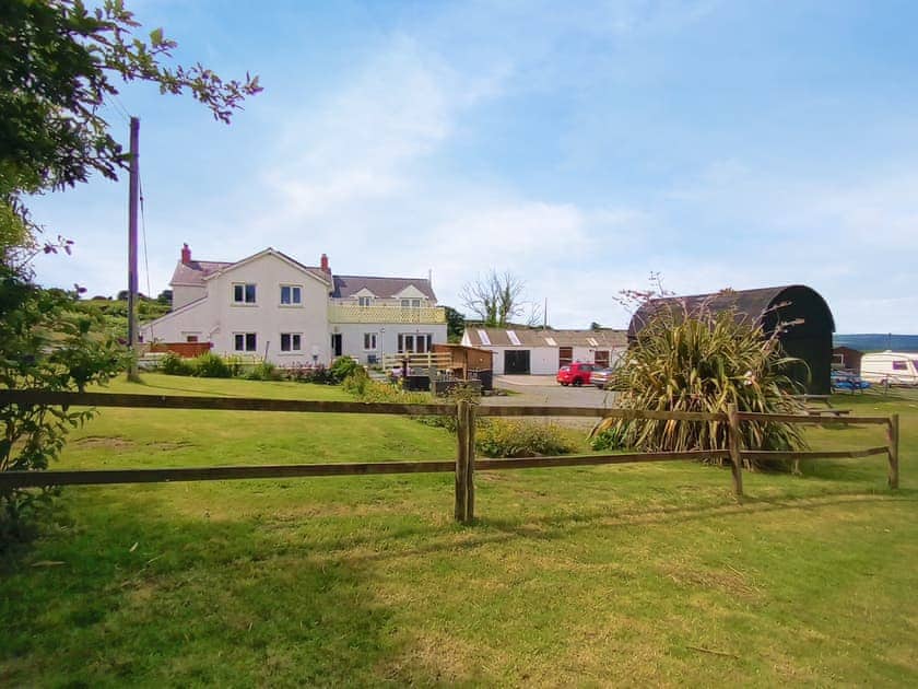 Surrounding area | Bunny Meadows, Llangynog, near Llansteffan