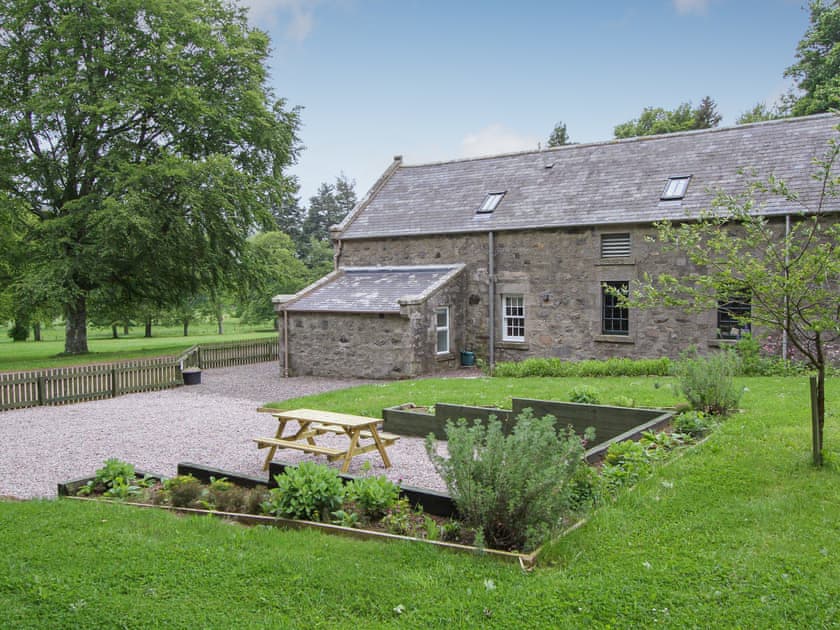 Outdoor area | Home Farm Cottage - Glenkindie Estate Holiday Cottages, Glenkindie, near Alford