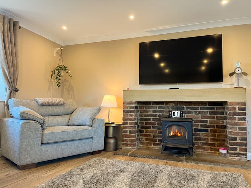 Living room/dining room | Bridge Farm, Spath, near Uttoxeter