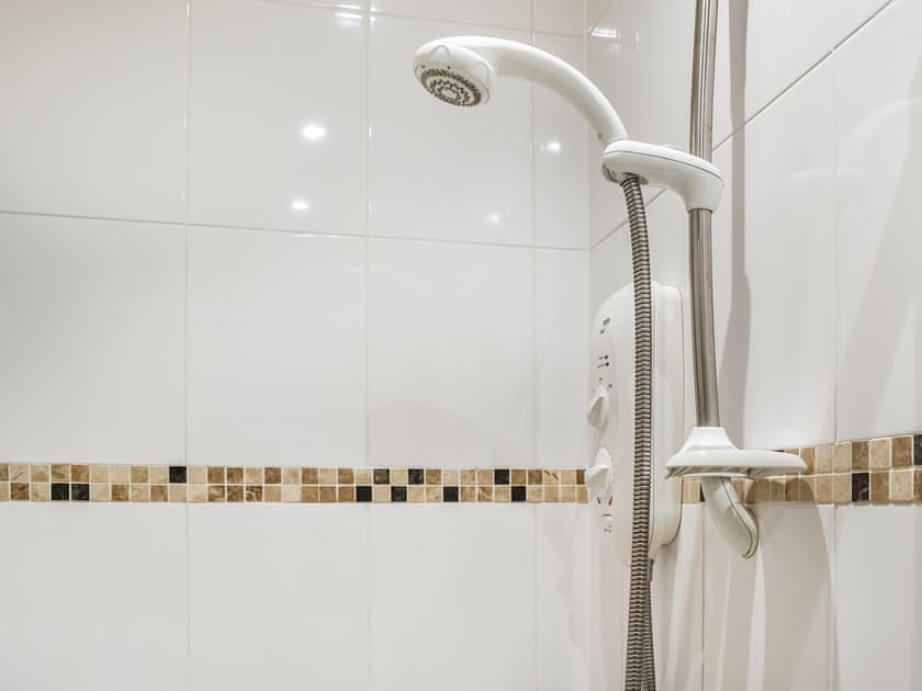 Shower room en suite | Celebration Cottage, Whitby