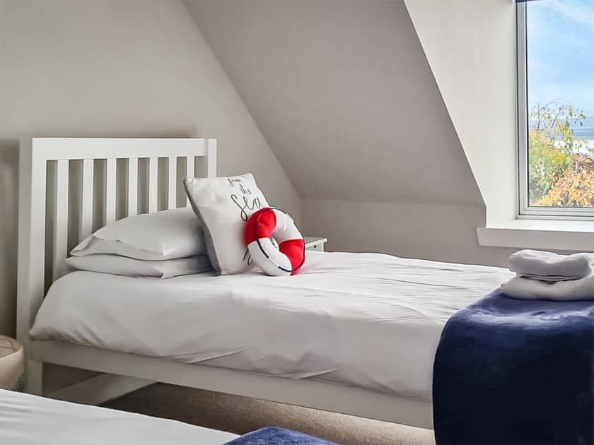 Twin bedroom | The Shore, Fortrose