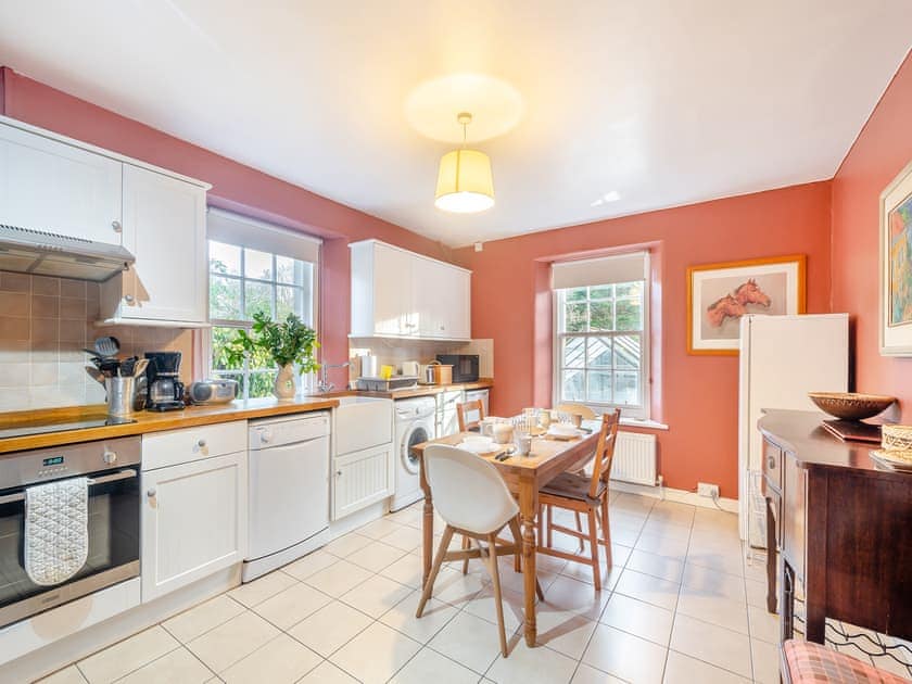 Well equipped kitchen/ dining room | Rhoda’s Cottage, Strachur