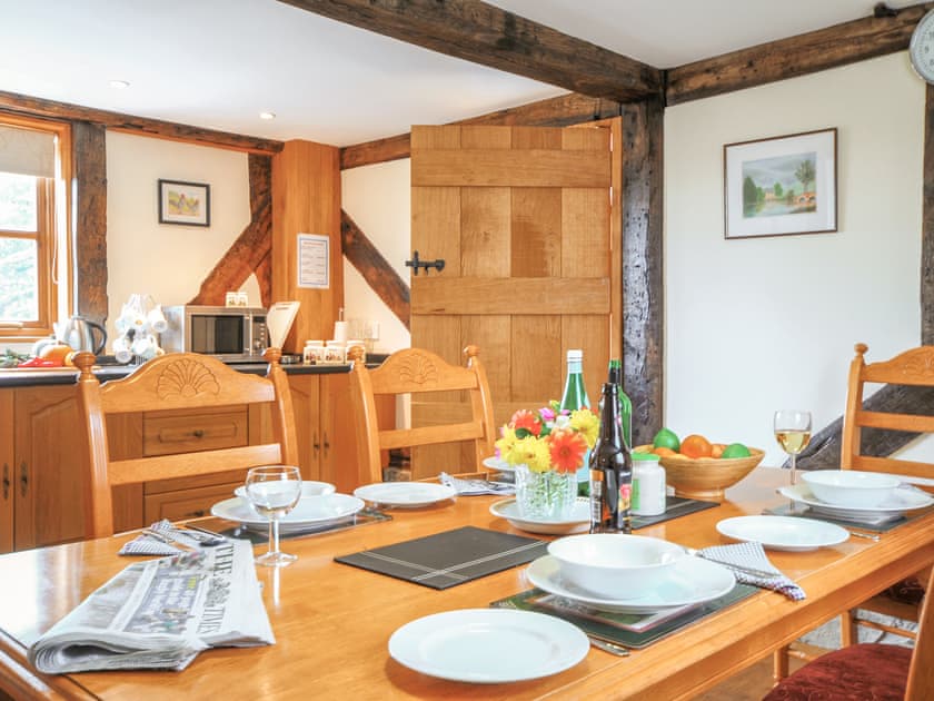 Llwyn Coppa Barn - Newton Holiday Cottages, Adfa, near Newtown