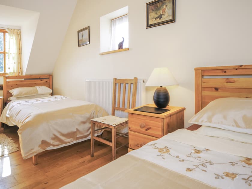 Llwyn Coppa Barn - Newton Holiday Cottages, Adfa, near Newtown