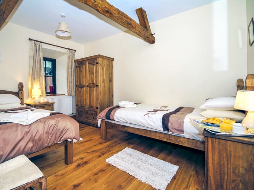Beudy Uchaf - Newton Holiday Cottages, Adfa, near Newtown