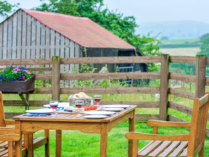 Beudy Uchaf - Newton Holiday Cottages, Adfa, near Newtown