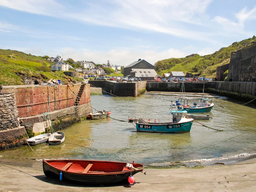 Porthgain village harbour | 3 Augusta Way, St Davids