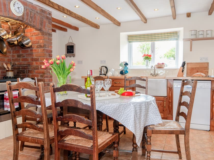 Nash Fields Cottage, Llangwm, near Burton