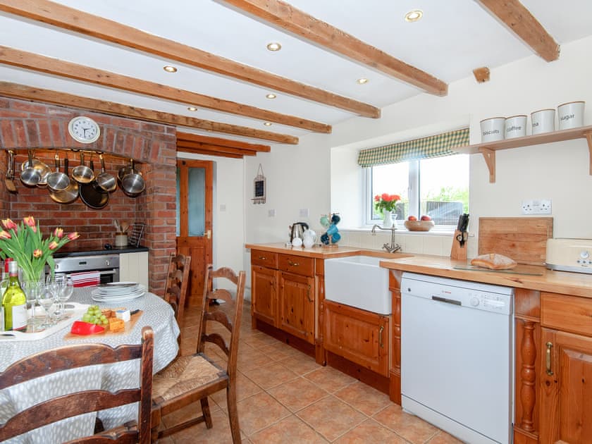 Nash Fields Cottage, Llangwm, near Burton