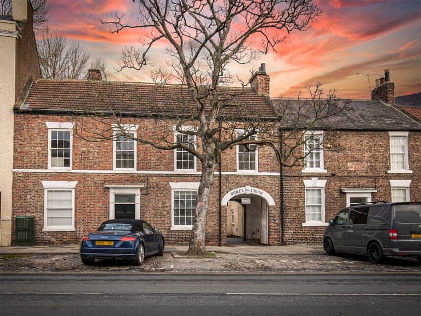 Exterior | Violet Cottage - Ridley House, Yarm