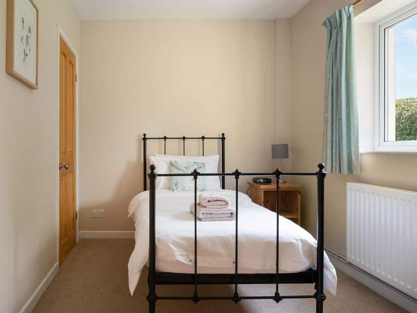 Single bedroom | Chase Lodge, Kenilworth