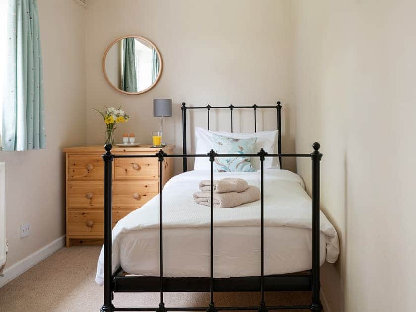 Single bedroom | Chase Lodge, Kenilworth