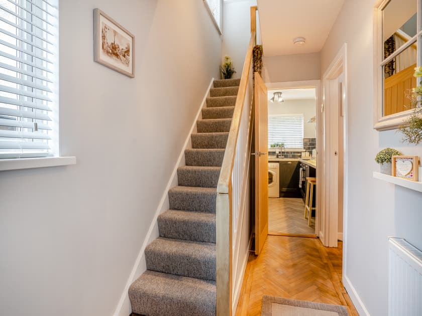 Hallway | The Putts, Mumbles