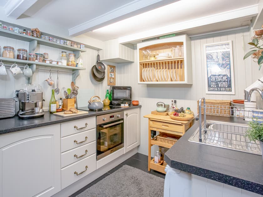Kitchen | Coombe Cottage, St Agnes