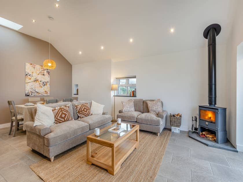 Living room/dining room | Y Beudy Gwydir, Trefor Nr Caernarfon