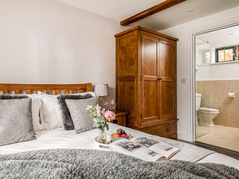 Double bedroom | The Cart House, Bishop’s Waltham