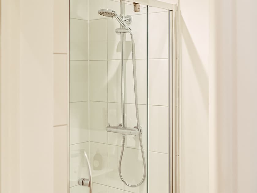 Bathroom | Apartment 1 - York Riverside Apartments, York