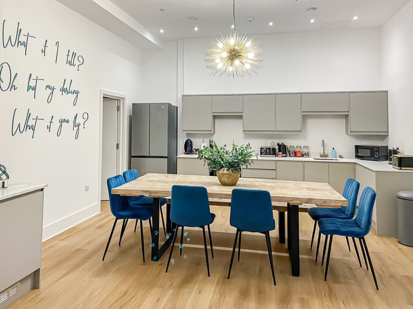Open plan living space | Apartment 5 - York Riverside Apartments, York
