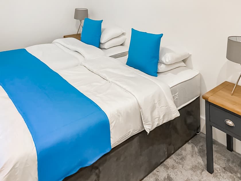 Twin bedroom | Apartment 5 - York Riverside Apartments, York