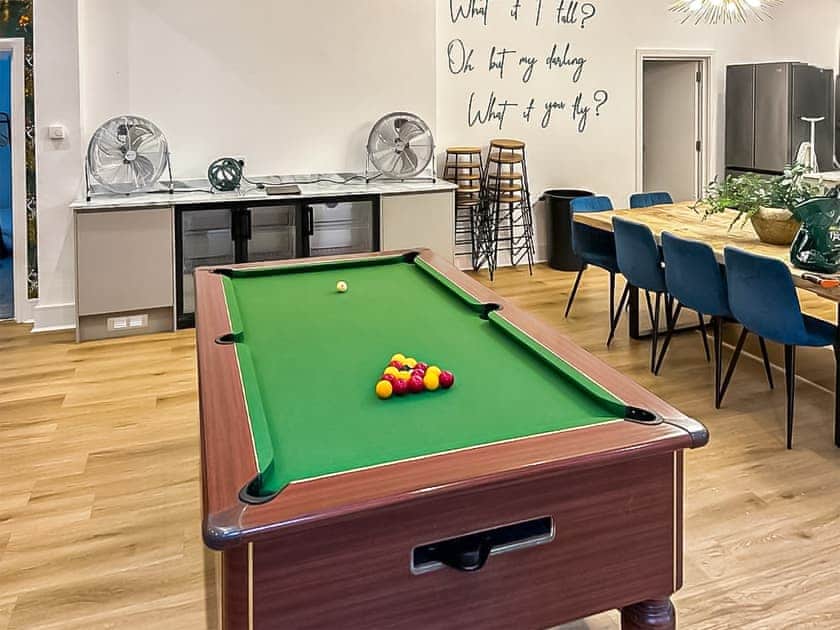 Open plan living space | Apartment 5 - York Riverside Apartments, York