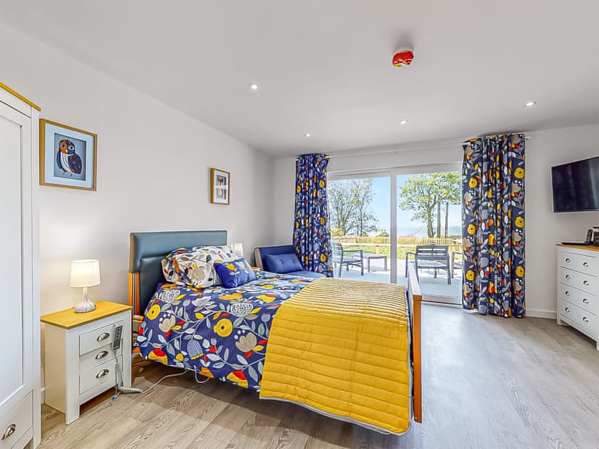 Master bedroom | Great Tree House, Llangrannog