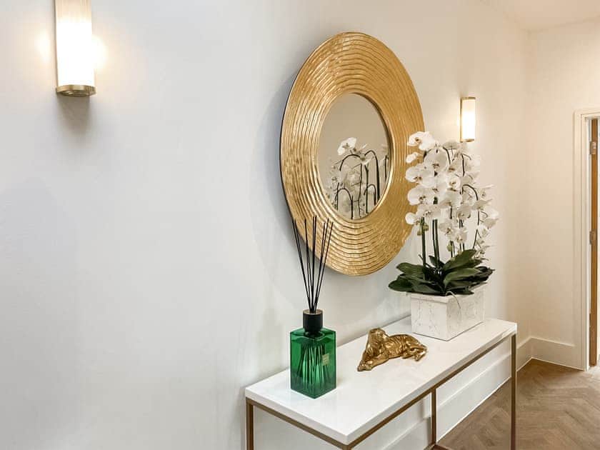 Hallway | Apartment 11 - York Riverside Apartments, York