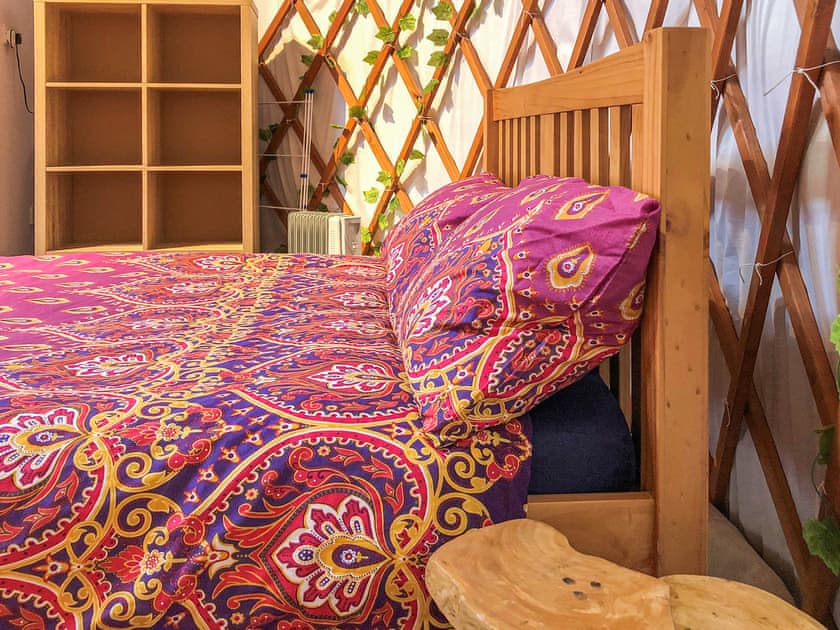 Robin - Kids Love Yurts, Newport