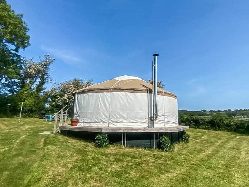Exterior | Woodpecker - Kids Love Yurts, Newport