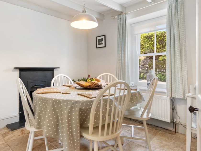Caswell Cottage, Solva, Haverfordwest