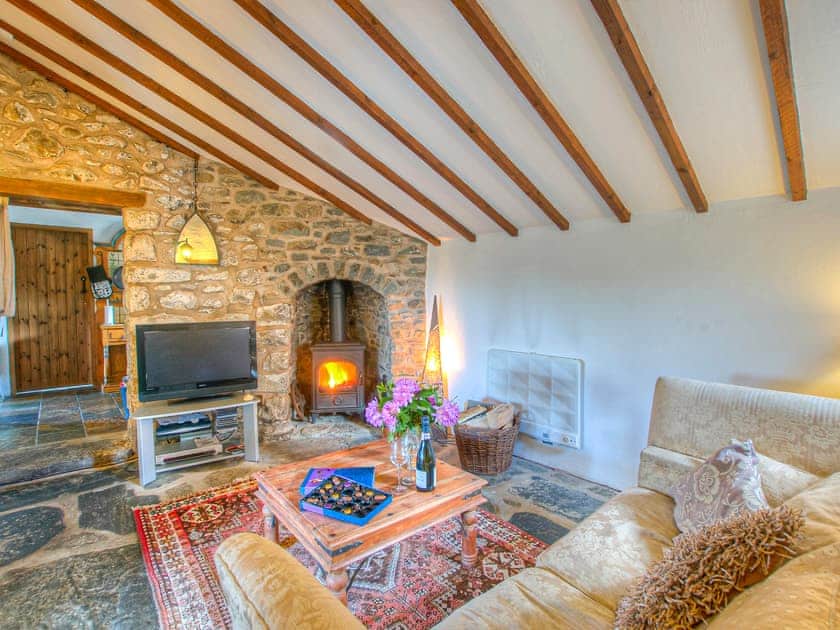 Y Stablau, Tal-y-Bont