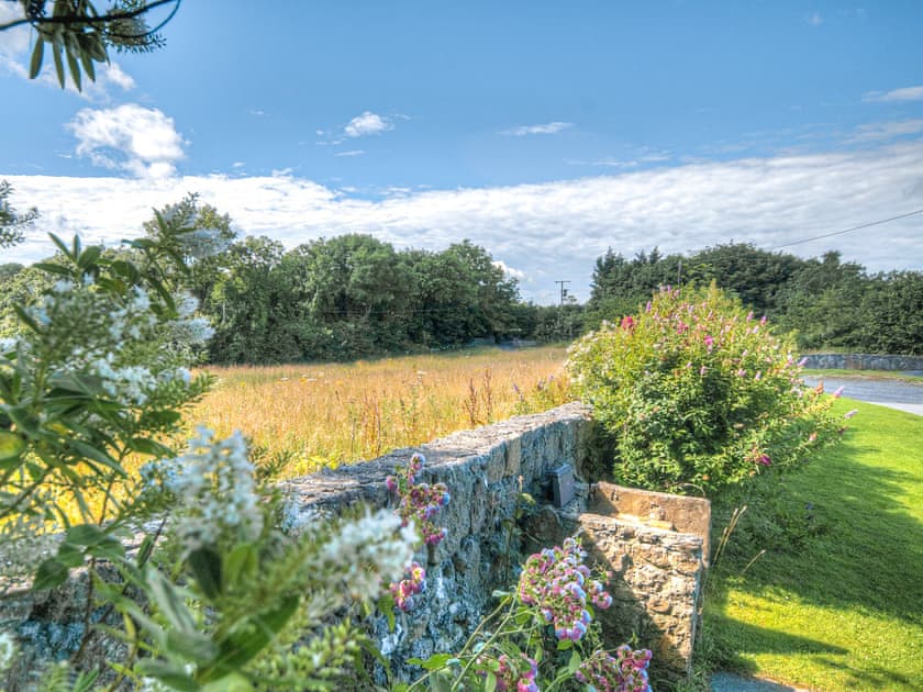 Pant y Corn, Nr Benllech