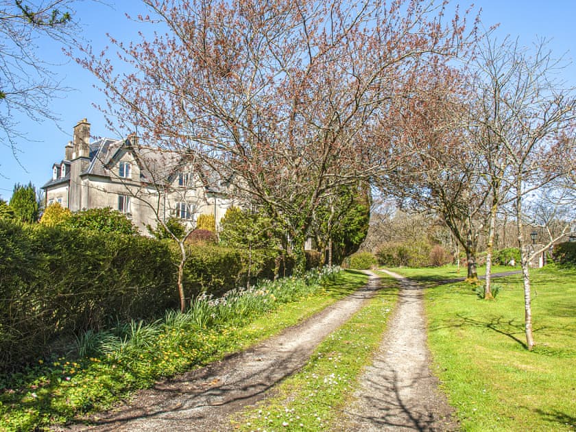 Plas Pontfaen, Gwaun Valley