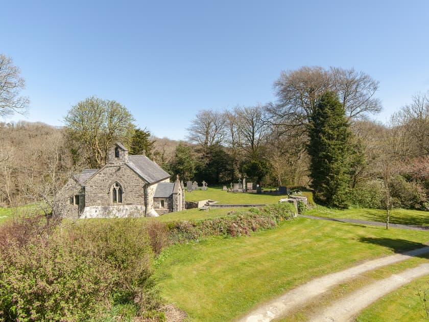 Plas Pontfaen, Gwaun Valley