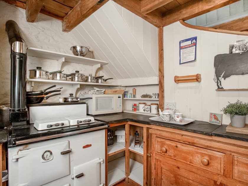 Kitchen | Hallowarren Barn, The Lizard, near Falmouth