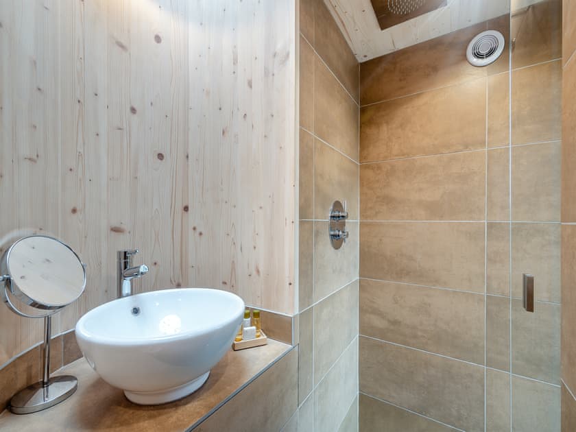 Shower room | The Treehouse @ Caerlaverock - Caerlaverock Estate, Glencaple, near Dumfries