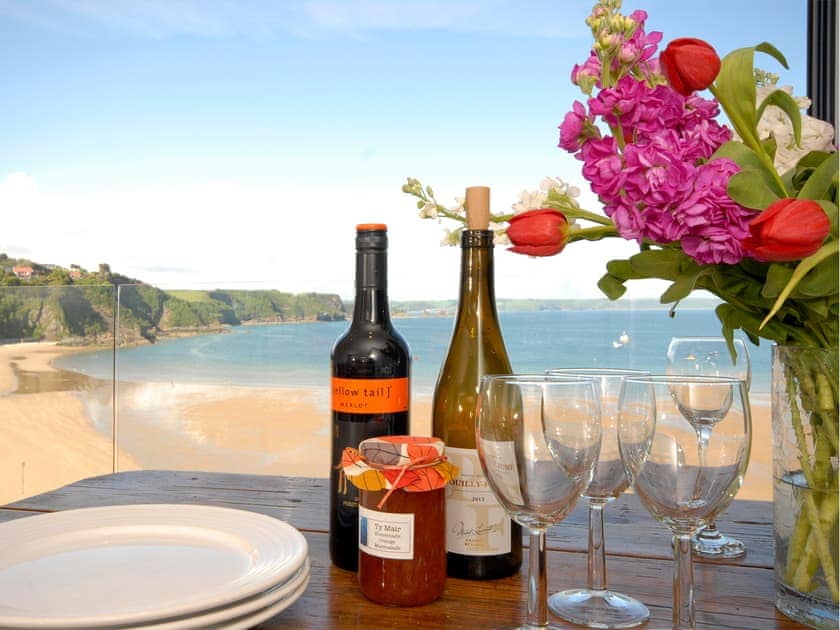 Ty Mair, Tenby