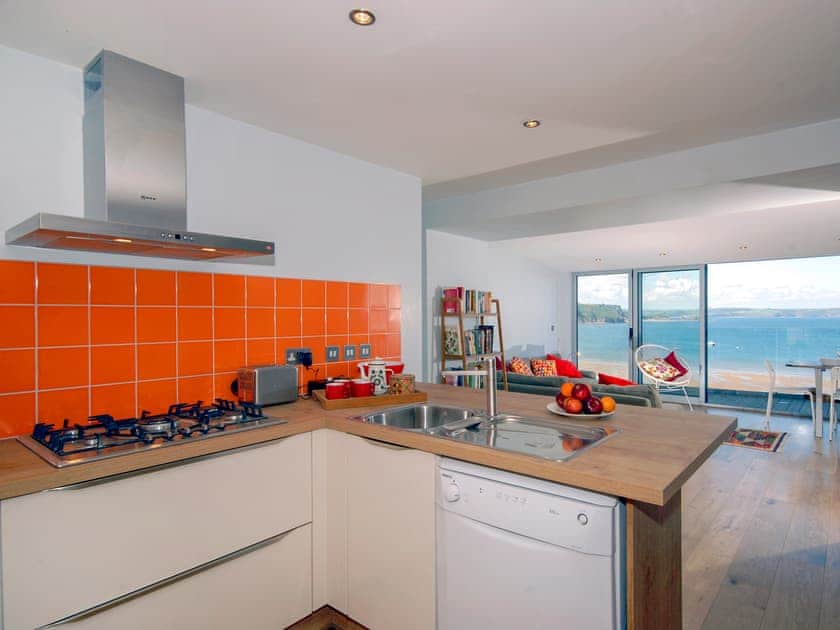 Ty Mair, Tenby