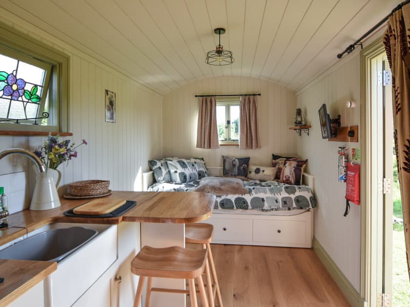 Ryeland Hut - Oaksbrook Retreat, Messing