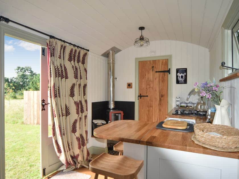 Ryeland Hut - Oaksbrook Retreat, Messing