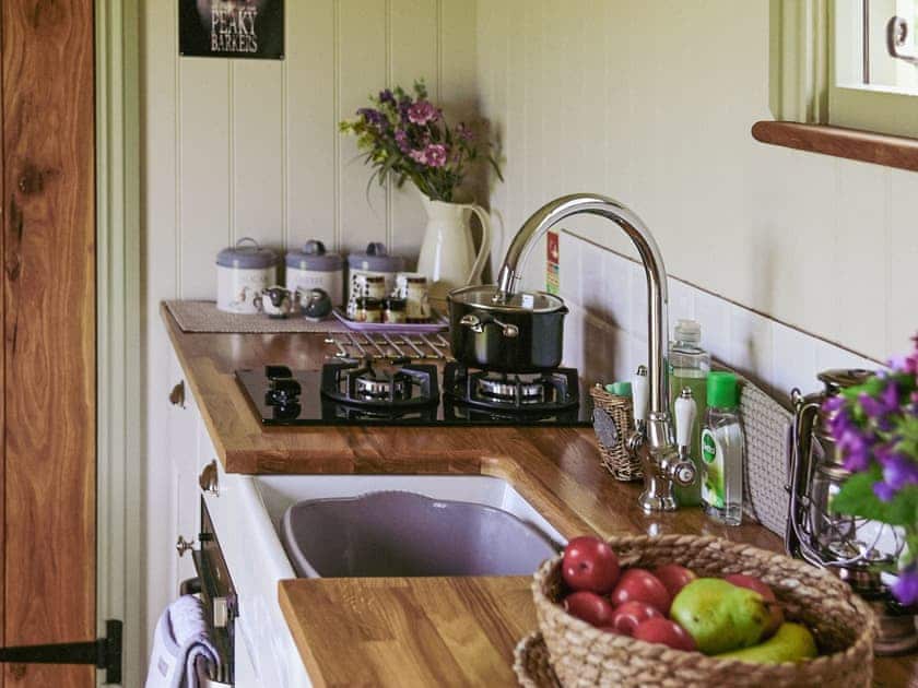 Ryeland Hut - Oaksbrook Retreat, Messing