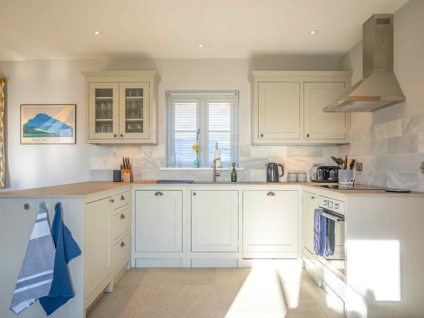 Kitchen area | The Farmhouse at Gelli Newydd - Gelli Newydd Farm Cottages, Llanrwst