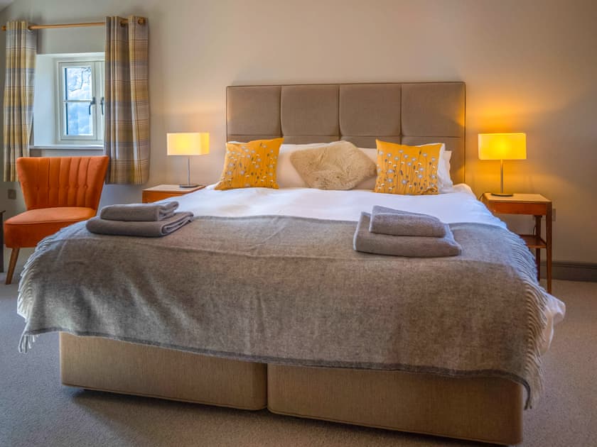 Double bedroom | The Farmhouse at Gelli Newydd - Gelli Newydd Farm Cottages, Llanrwst