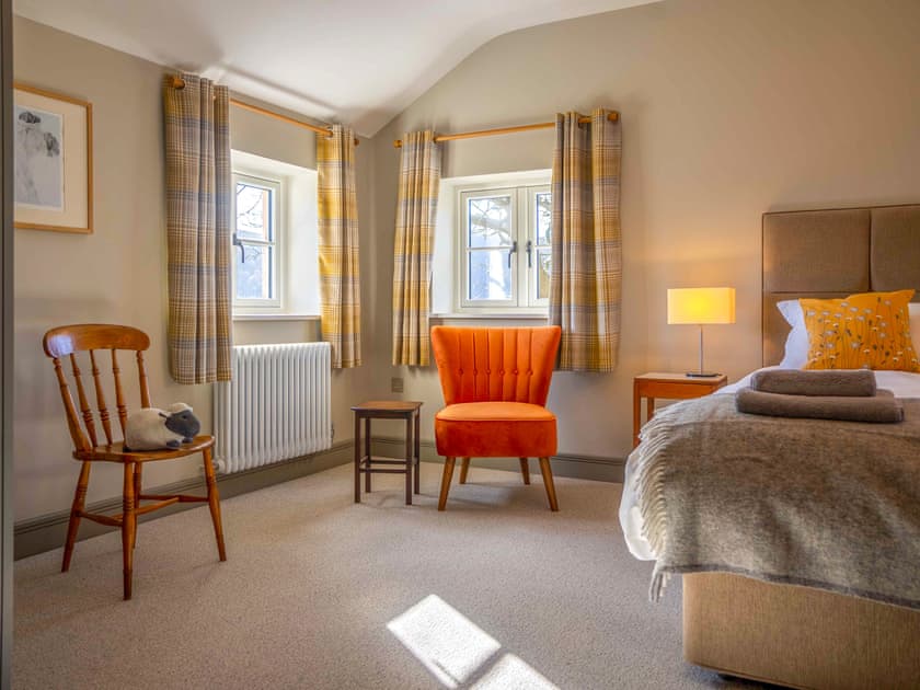 Double bedroom | The Farmhouse at Gelli Newydd - Gelli Newydd Farm Cottages, Llanrwst