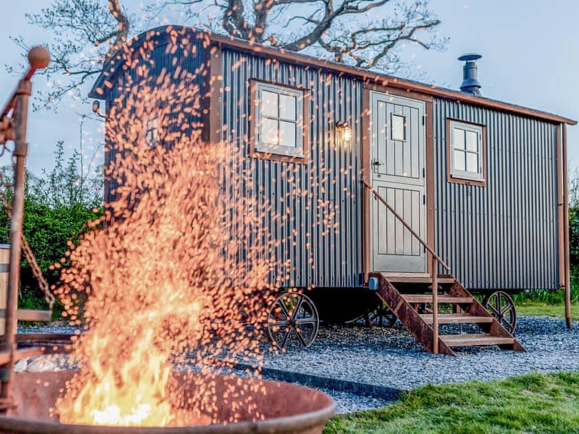 Outdoor area | SiÃ´r, Abergele
