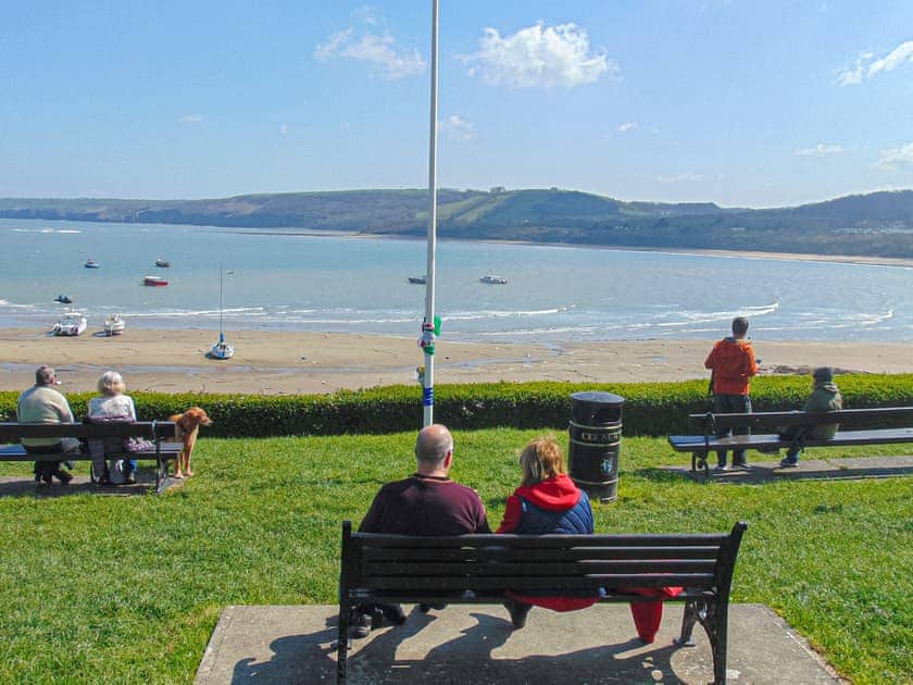 Surrounding area | Y Ty Glas, New Quay
