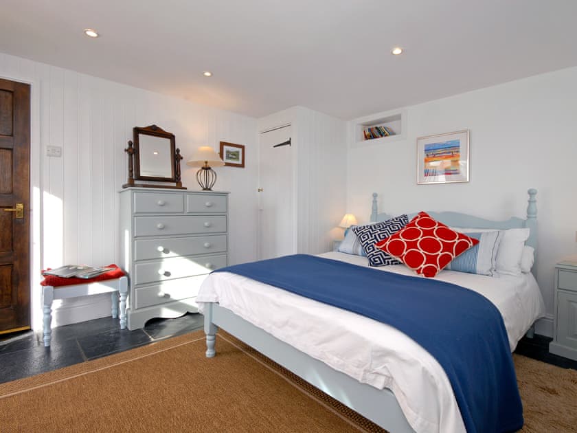 Ty Gwyn Farmhouse, Whitesands